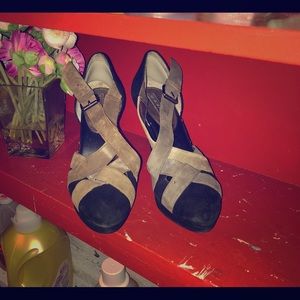 Banana Republic shoes